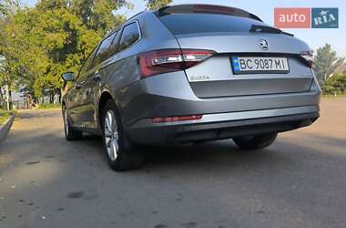 Универсал Skoda Superb 2017 в 