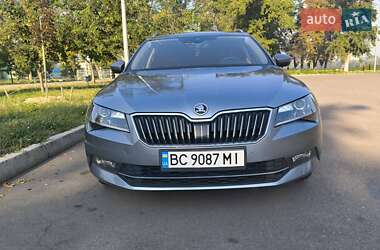 Универсал Skoda Superb 2017 в 