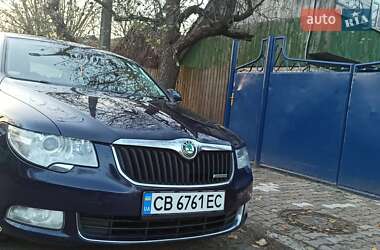 Лифтбек Skoda Superb 2011 в Чернигове