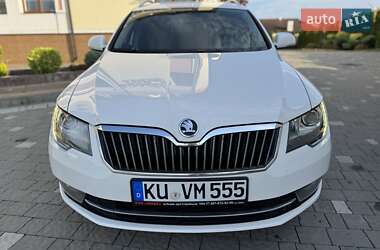 Универсал Skoda Superb 2015 в 