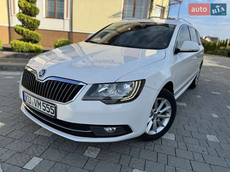 Универсал Skoda Superb 2015 в Дрогобыче