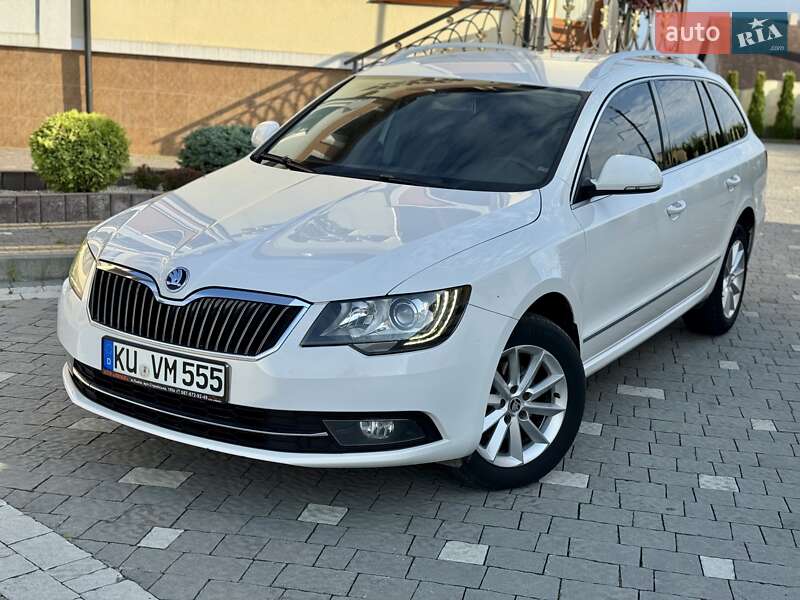 Универсал Skoda Superb 2015 в Дрогобыче