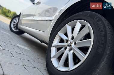 Универсал Skoda Superb 2015 в 