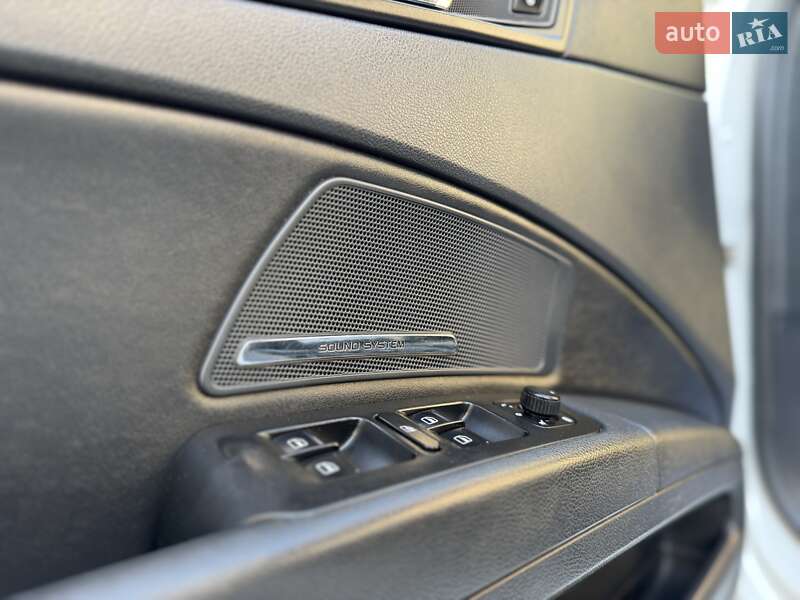 Универсал Skoda Superb 2015 в Дрогобыче