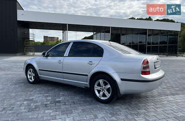 Лифтбек Skoda Superb 2008 в 