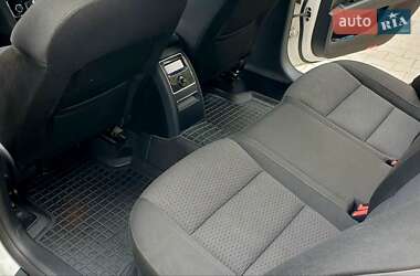 Лифтбек Skoda Superb 2012 в 