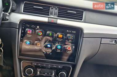 Ліфтбек Skoda Superb 2011 в Києві