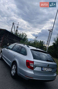 Универсал Skoda Superb 2015 в 