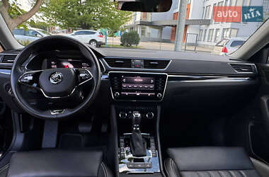 Лифтбек Skoda Superb 2019 в 