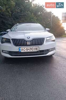Универсал Skoda Superb 2018 в 