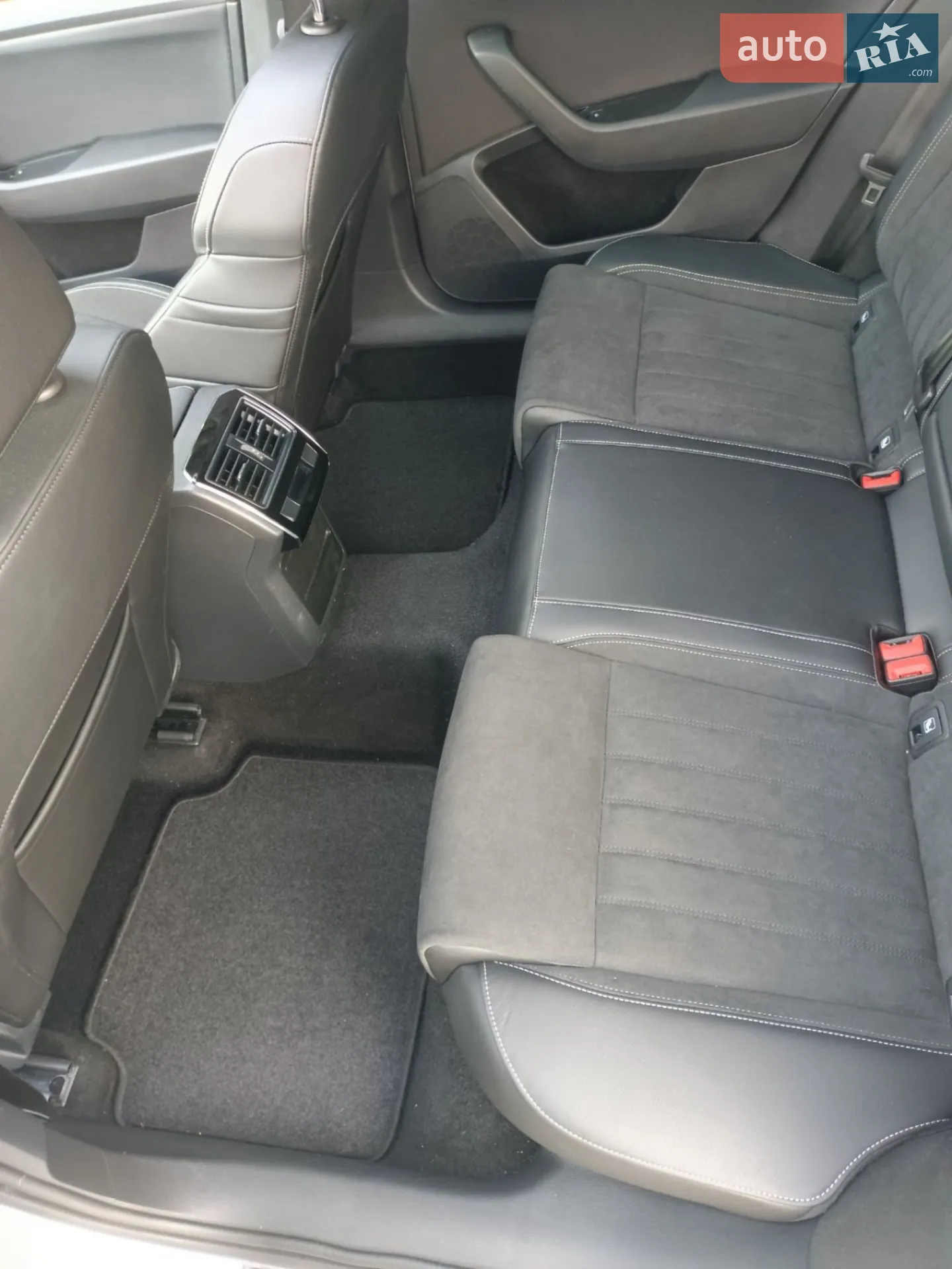 2018 Skoda Superb - мініатюра 55