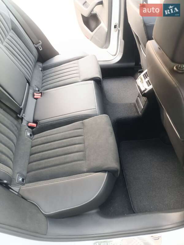 Универсал Skoda Superb 2018 в Хусте