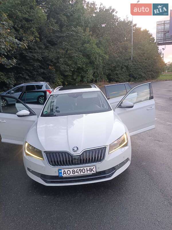 Универсал Skoda Superb 2018 в Хусте