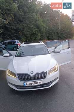 Универсал Skoda Superb 2018 в 