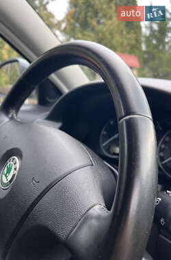 Лифтбек Skoda Superb 2007 в 