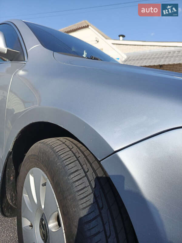 Лифтбек Skoda Superb 2009 в Гнивани