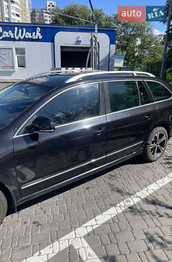 Универсал Skoda Superb 2012 в 