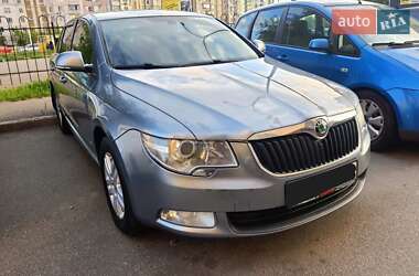 Лифтбек Skoda Superb 2009 в Киеве