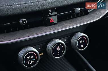 Лифтбек Skoda Superb 2025 в 