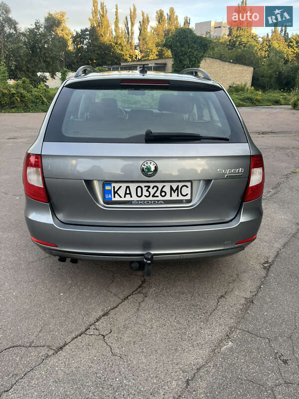 Универсал Skoda Superb 2013 в Запорожье