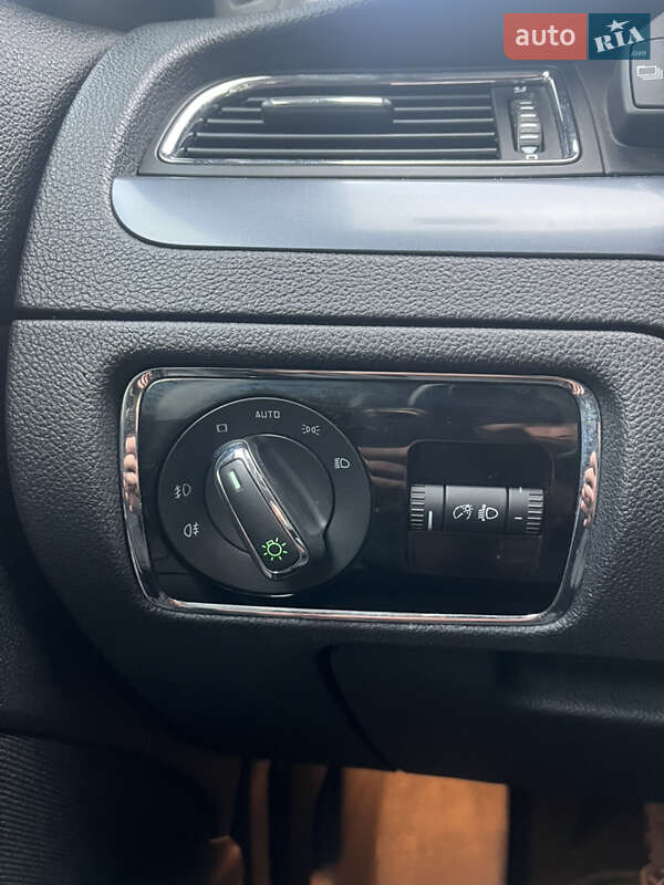 Универсал Skoda Superb 2013 в Запорожье