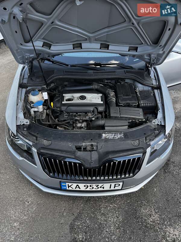 Лифтбек Skoda Superb 2014 в Киеве