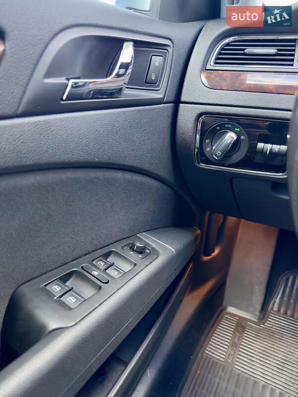 Лифтбек Skoda Superb 2014 в Киеве