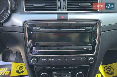 Лифтбек Skoda Superb 2013 в 