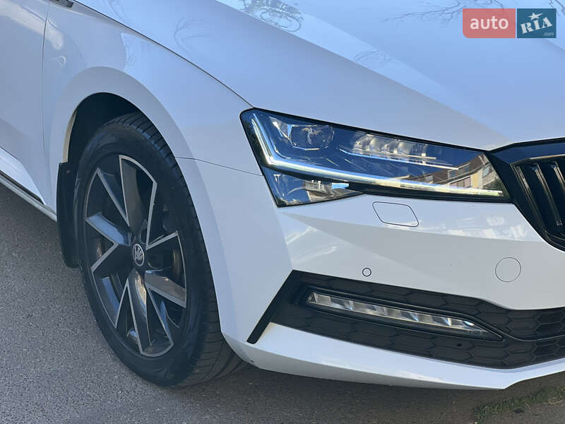 Лифтбек Skoda Superb 2022 в Одессе