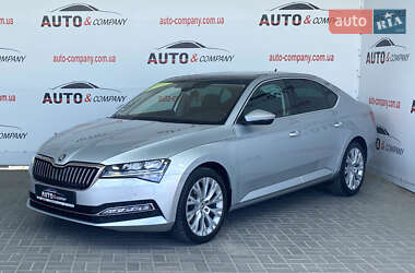 Лифтбек Skoda Superb 2020 в Львове