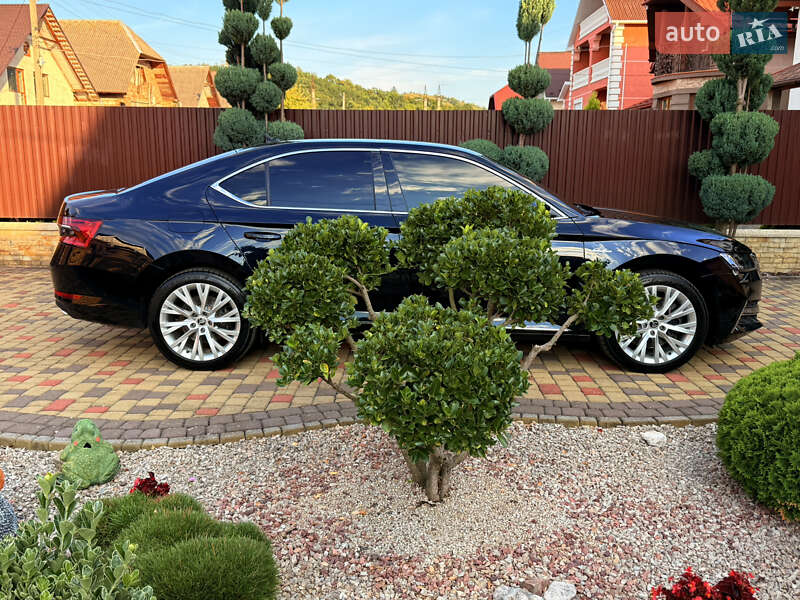 Ліфтбек Skoda Superb 2020 в Мукачевому