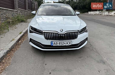 Лифтбек Skoda Superb 2019 в 