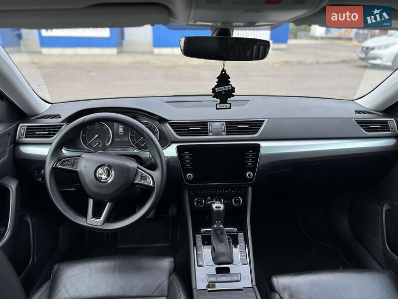 Универсал Skoda Superb 2019 в Ковеле