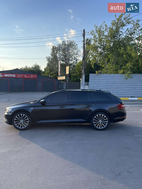 Универсал Skoda Superb 2015 в Ирпене