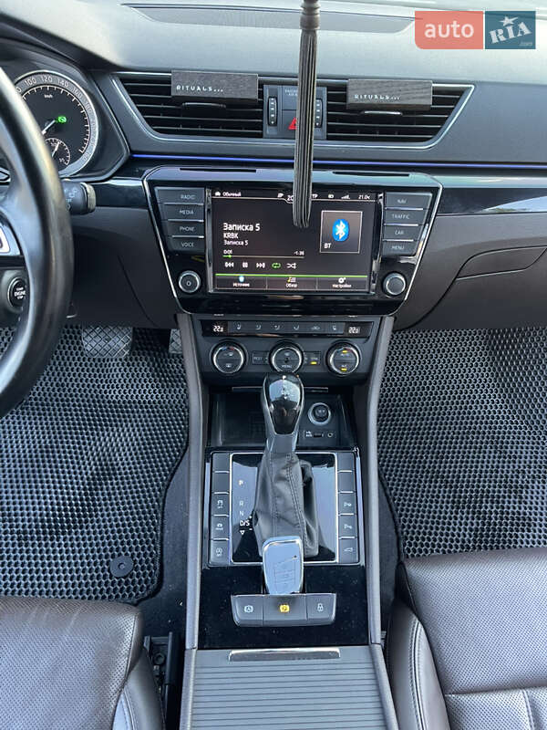 Универсал Skoda Superb 2015 в Ирпене