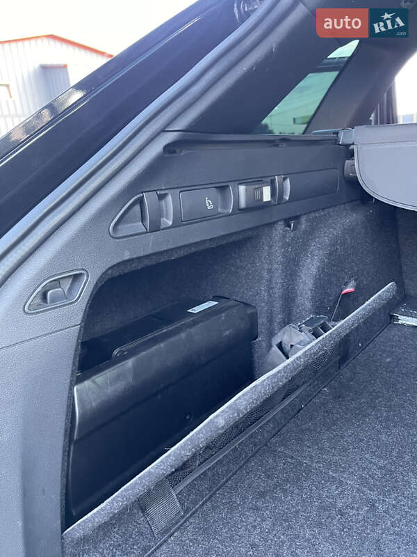 Универсал Skoda Superb 2015 в Ирпене