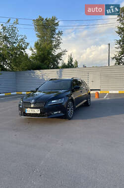 Универсал Skoda Superb 2015 в 