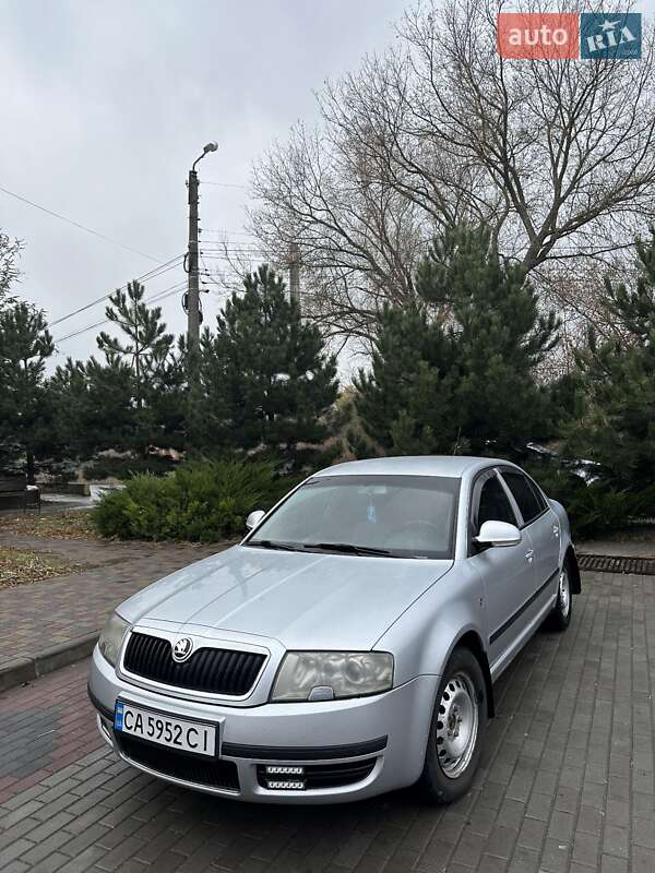 Лифтбек Skoda Superb 2007 в Каменке