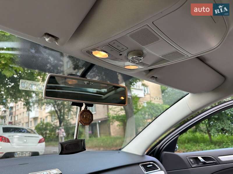 Универсал Skoda Superb 2012 в Виннице фото 23 Универсал Skoda Superb 2012 в Виннице