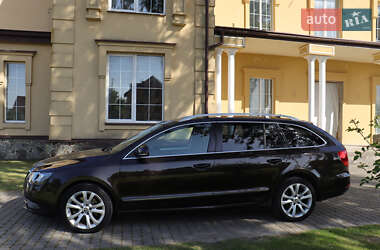 Универсал Skoda Superb 2014 в 