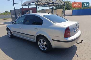 Лифтбек Skoda Superb 2006 в 
