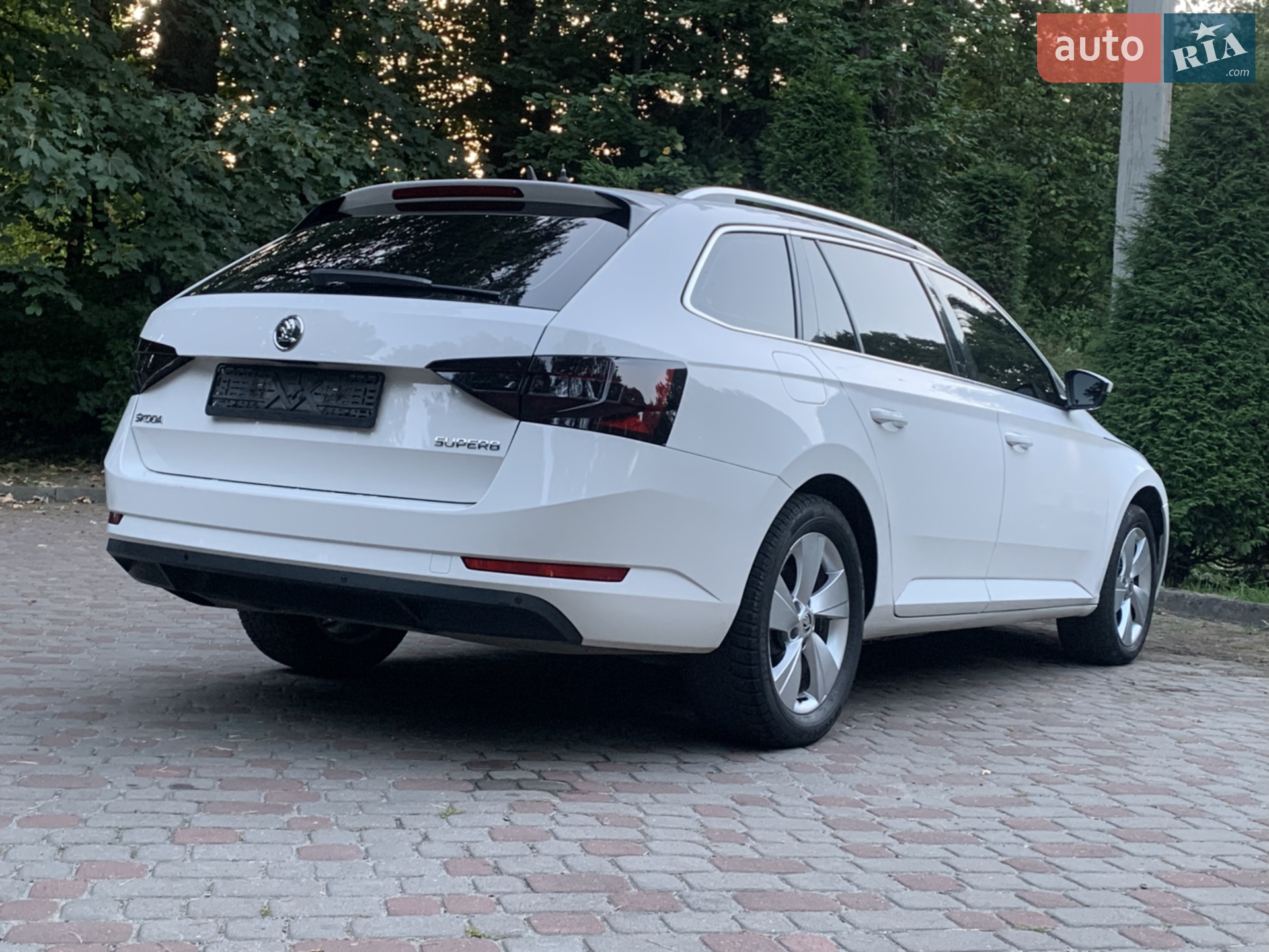 2017 Skoda Superb - мініатюра 22