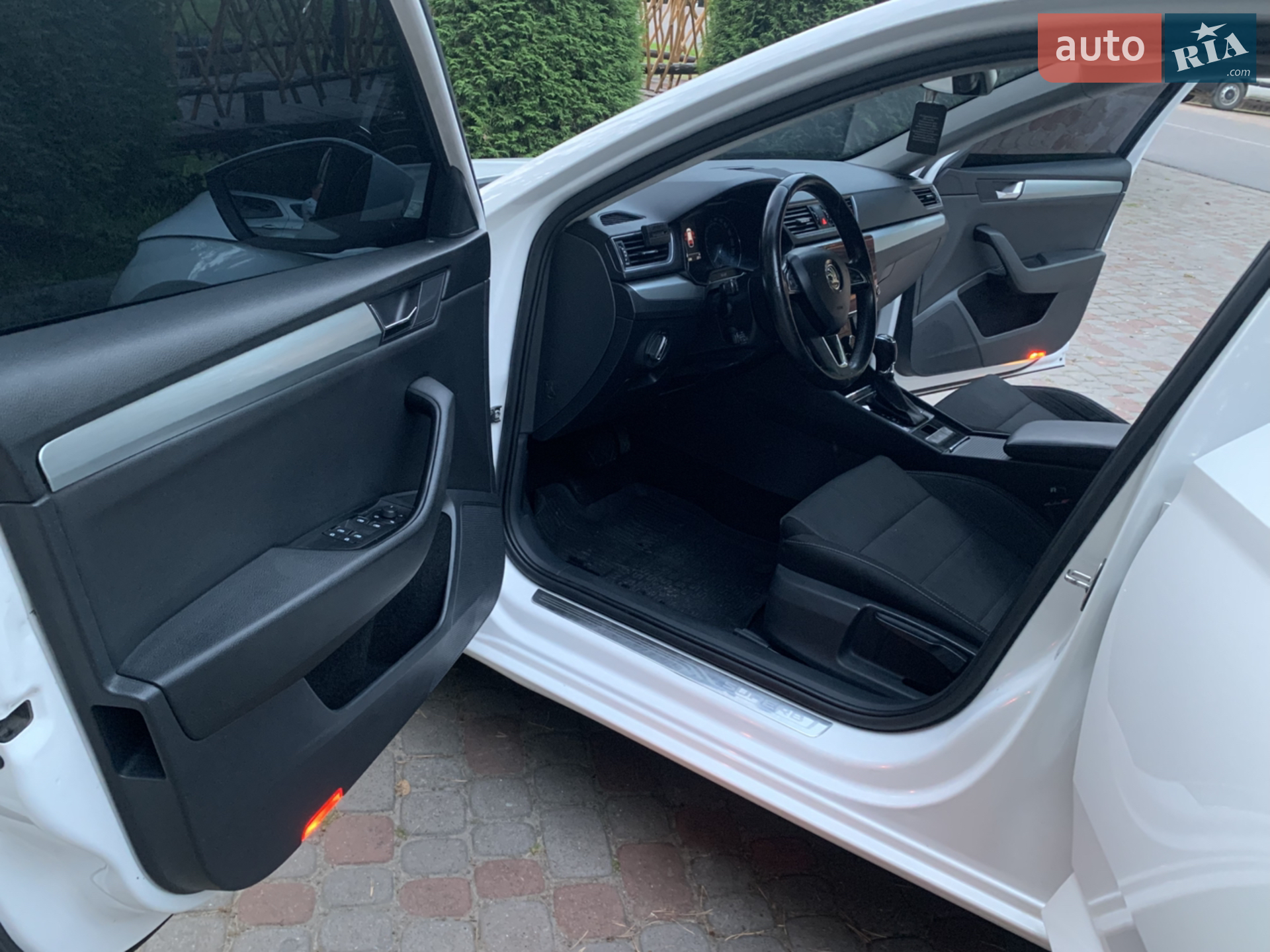 2017 Skoda Superb - мініатюра 33