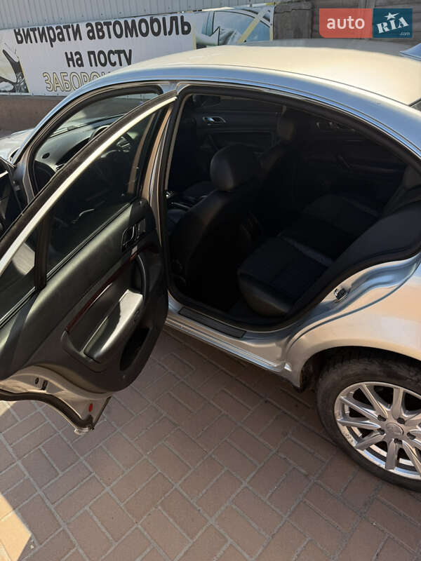 Лифтбек Skoda Superb 2005 в Белой Церкви