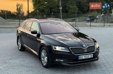 Универсал Skoda Superb 2018 в 