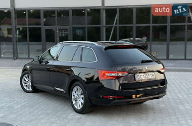 Универсал Skoda Superb 2018 в 