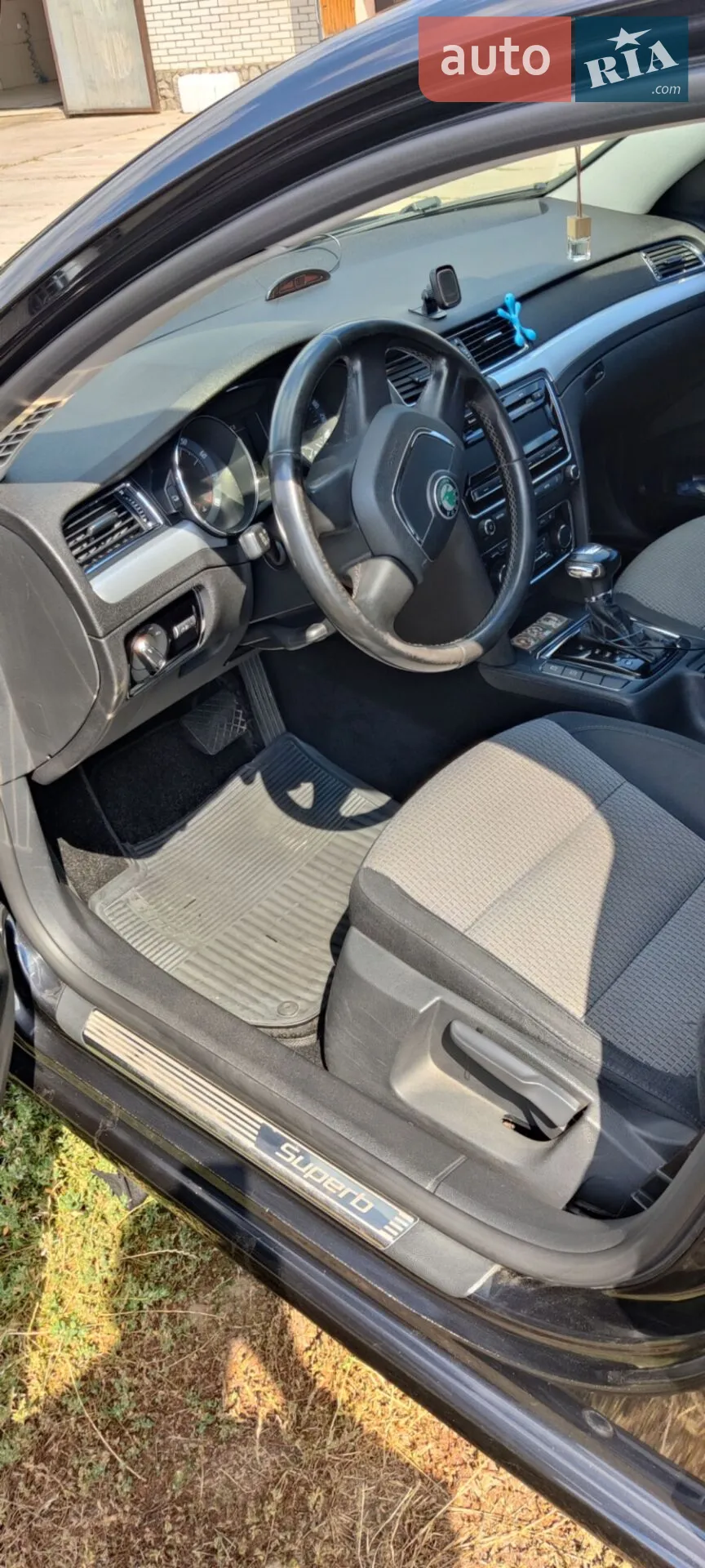 2010 Skoda Superb - мініатюра 4