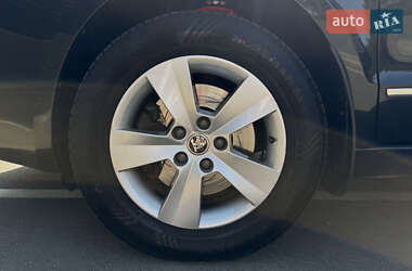 Лифтбек Skoda Superb 2010 в 