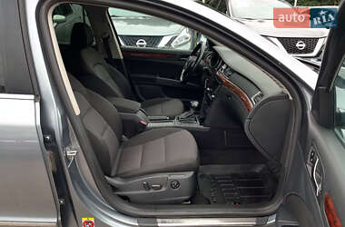 Лифтбек Skoda Superb 2012 в 