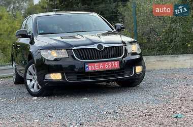 Лифтбек Skoda Superb 2010 в 